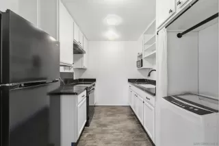 Photo #4: 260016880 Listing