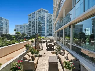 Photo #1: 260016882 Listing