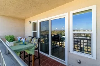 Photo #1: 260016943 Listing