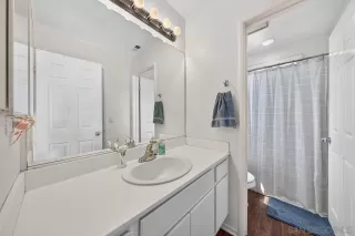 Photo #2: 260016956 Listing