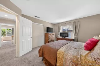 Photo #6: 260016956 Listing