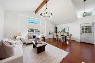 Photo #5: 260016961 Listing