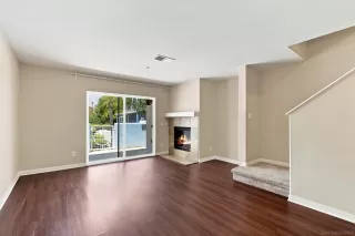 Photo #5: 260016976 Listing