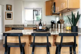 Photo #5: 260016982 Listing