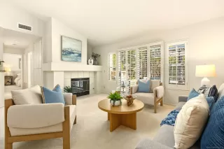 Photo #2: 260016989 Listing
