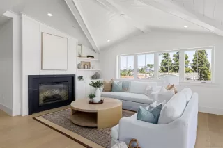 Photo #3: 260016999 Listing