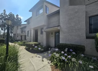 Photo #1: 260017028 Listing