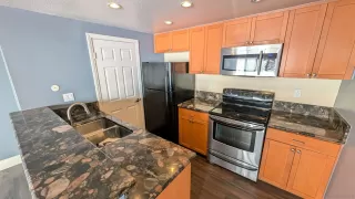 Photo #4: 260017030 Listing