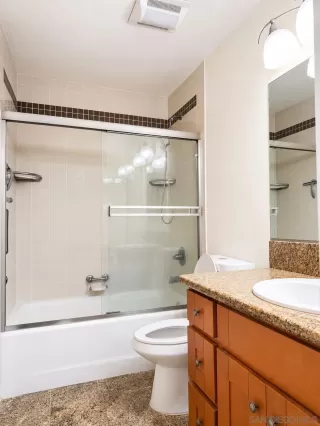 Photo #5: 260017042 Listing 