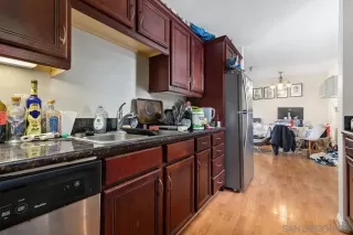Photo #5: 260017055 Listing