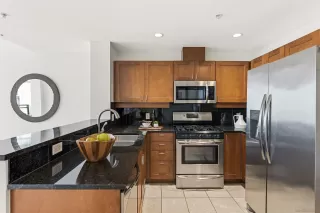 Photo #2: 260017112 Listing