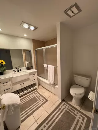 Photo #4: 260017130 Listing