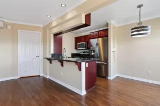 Photo #4: 260017186 Listing
