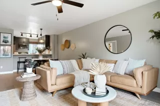 Photo #1: 260017190 Listing