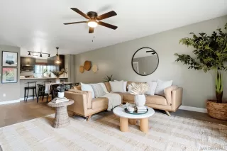 Photo #2: 260017190 Listing