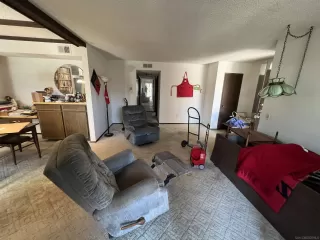 Photo #3: 260017194 Listing