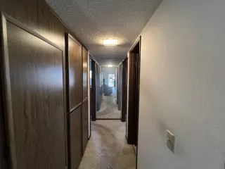 Photo #4: 260017194 Listing