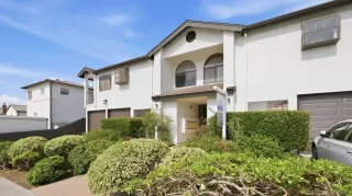 Photo #2: 260017243 Listing