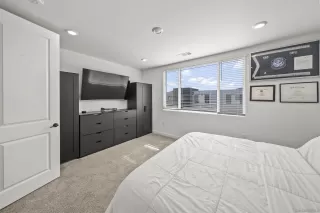 Photo #6: 260017245 Listing