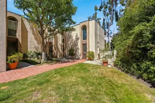 Photo #2: 260017248 Listing