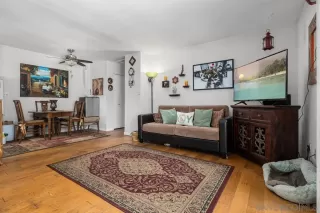 Photo #4: 260017275 Listing
