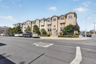 Photo #1: 260017351 Listing