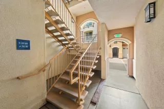 Photo #3: 260017373 Listing