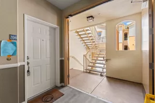 Photo #4: 260017373 Listing