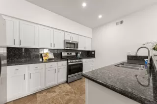 Photo #6: 260017373 Listing