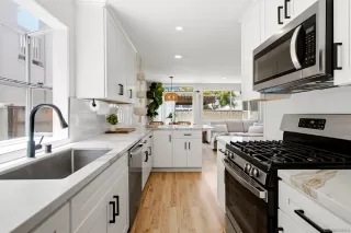More Details about MLS # 260017408 : 3063 BARNARD ST UNIT 1