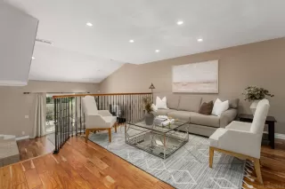 Photo #3: 260017432 Listing