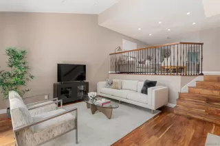 Photo #4: 260017432 Listing