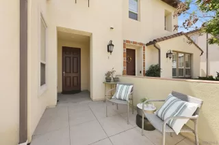 Photo #2: 260017440 Listing