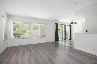 Photo #2: 260017495 Listing