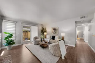 Photo #1: 260017506 Listing