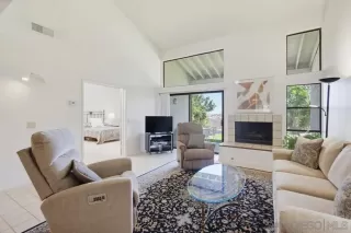 Photo #3: 260017525 Listing
