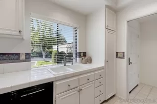 Photo #6: 260017525 Listing