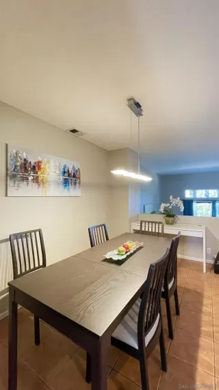 Photo #4: 260017532 Listing