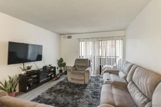 Photo #1: 260017535 Listing