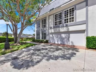 Photo #6: 260017546 Listing