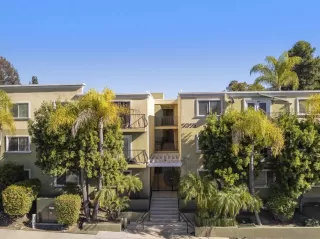 Photo #4: 260017551 Listing