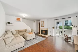 Photo #3: 260017614 Listing