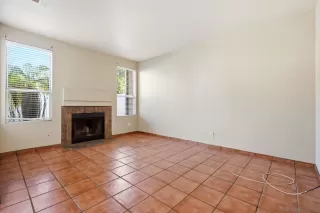 Photo #1: 260017615 Listing