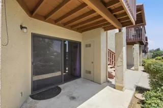 Photo #3: 260017618 Listing