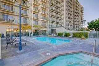Photo #1: 260017657 Listing