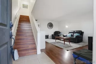 Photo #2: 260017671 Listing