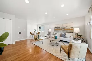Photo #5: 260017690 Listing