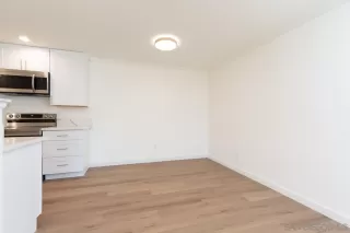 Photo #2: 260017710 Listing