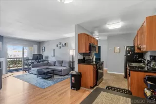 Photo #6: 260017718 Listing