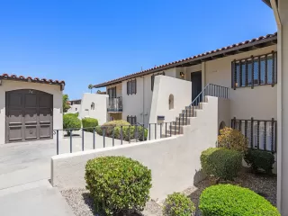 Photo #4: 260017723 Listing
